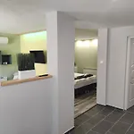 7 Days Makó